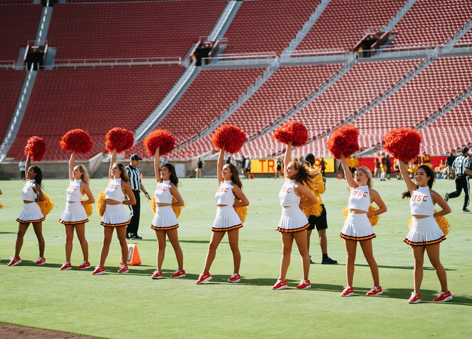 usc cheerleaders